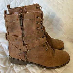 Bamboo - tan combat boots